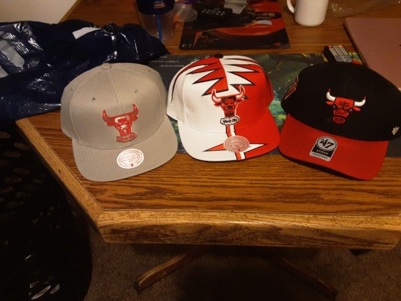 BULLS Hats