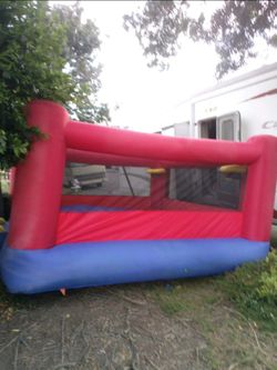 BLAST ZONE BOUNCE/JUMPER HOUSE-LIKE NEW-CHEAP-WOW!!!