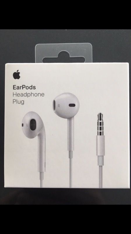 Apple Headphones Brand New with Mic