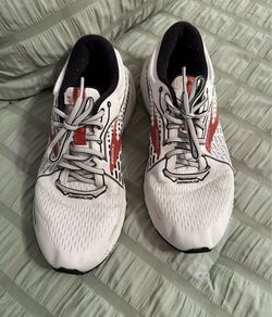 Brooks size 9