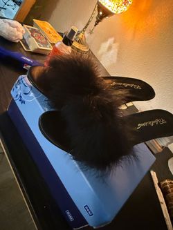 Fabulicious Black Fur Slide Slippers
