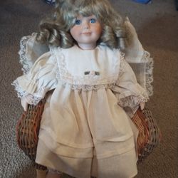 Porcelain Dolls 
