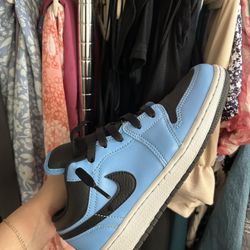 Jordan 1 Size 6 Grade School