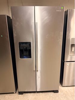 Amana side by side refrigerator