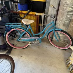 Kid’s schwinn bike 