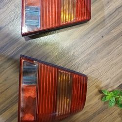 99-03 Vw Jetta Tail Lights