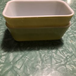 Vintage Pyrex Refrigerator Dishes  