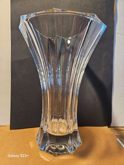 Stunning Nachtmann Crystal 11 " Fluted Vase