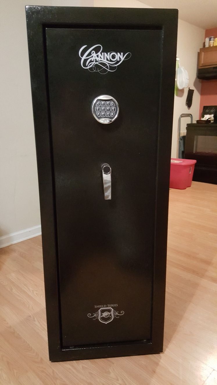 Cannon 18 gun safe model SH5219