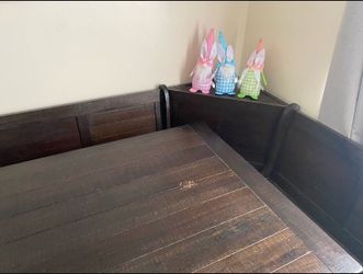 Dining room table