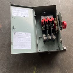 Electrical Disconnect Switch  Used
