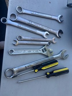 Craftsman Wrench Set with Stanley Screwdrivers