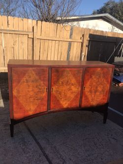 Tv table