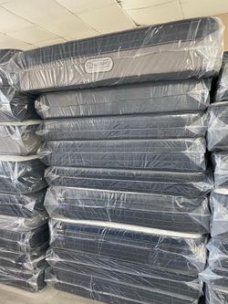 FULL MATTRESS & BOXSPRING