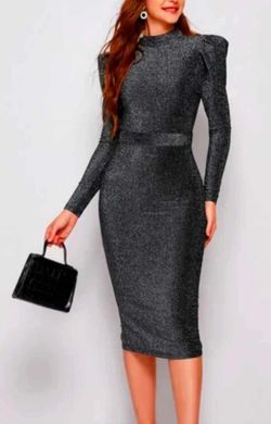 New women’s dress size S/M/L