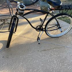 Like New. Electra Cruiser Bike –One Speed,Step-Over/Men’s,26” Tires,Size Med/Large