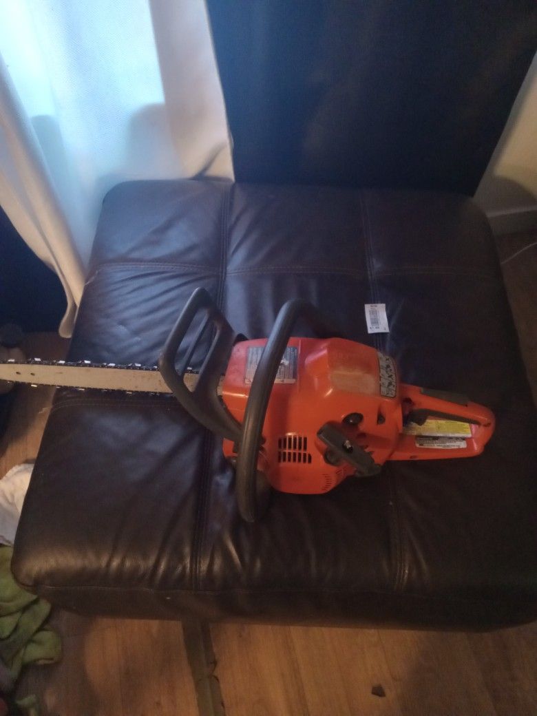 Husqvarna 240 Chainsaw