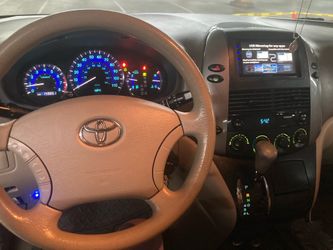 2008 Toyota Sienna