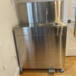 Acorn Mobile Stainless Steel foot operated Sink