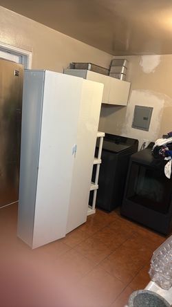 Free cabinet