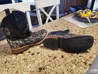 Ferrini Glitter and Lace cowboy boots