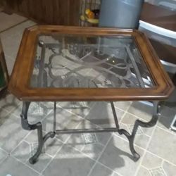 4 End Tables / Side Tables Measurements Are Below, 35. Each 