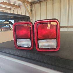 Jeep Gladiator Rear Tail Lights 