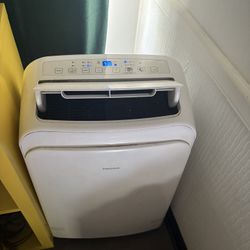 Insignia Portable Ac 3 Available 