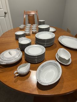 Rare Noritake China - Grayoaks Pattern