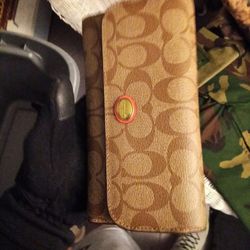 Coach Designer Woman's Wallet 