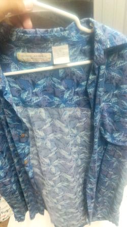 Island Republic t-shirt medium