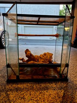 24"x24"x18" Front-Opening Glass Terrarium / Exo Terra