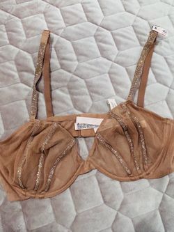 Victoria's Secret Very Sexy Bra 40C