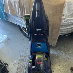 Bissell PROHEAT® PET UPRIGHT CARPET CLEANER