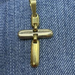 18K YELLOW GOLD CROSS CHARM 
