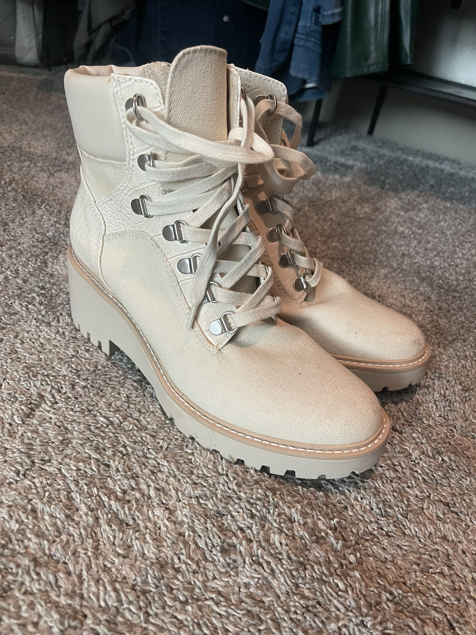 Dolce Vita Boots Women’s 8.5
