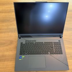 ASUS ROG Strix G18 Gaming Laptop 