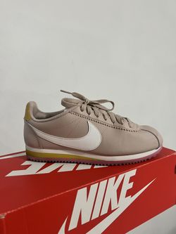 Classic cortez leather