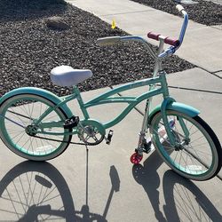 Girls bike  and scooter