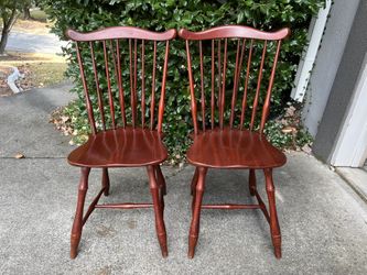 Antique Set of 2 Early 20th Century Spindle Windsor Chairs
