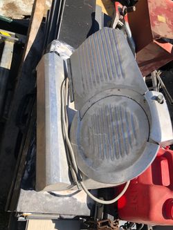Meat slicer