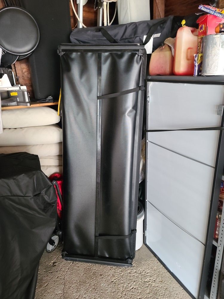 Tonneau Cover For A 6.7 Bed