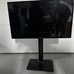 LG Monitor With Stand