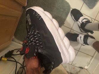 Versace Chain Reaction