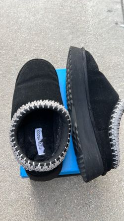Steve Madden Slippers Womens 8 or 9  Selena Black Suede Mule Slip On Faux Fur Lining