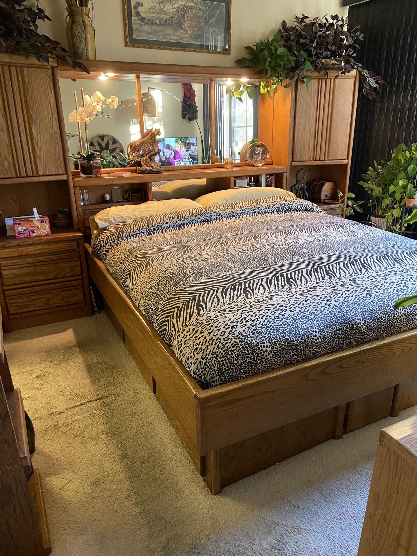 King Size Wall Unit Bed