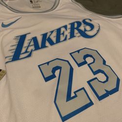 Lebron James Lakers Jersey