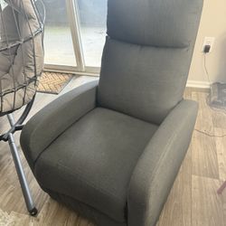 Recliner Chair 
