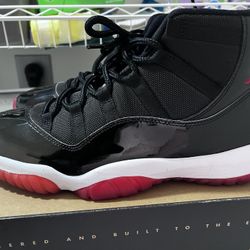 Jordan Retro Bred 11s Men’s Size 13