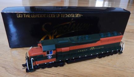HO Great Northern SD45 model train locomotive